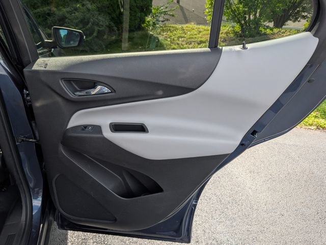 Used 2018 Chevrolet Equinox LT FWD image 36