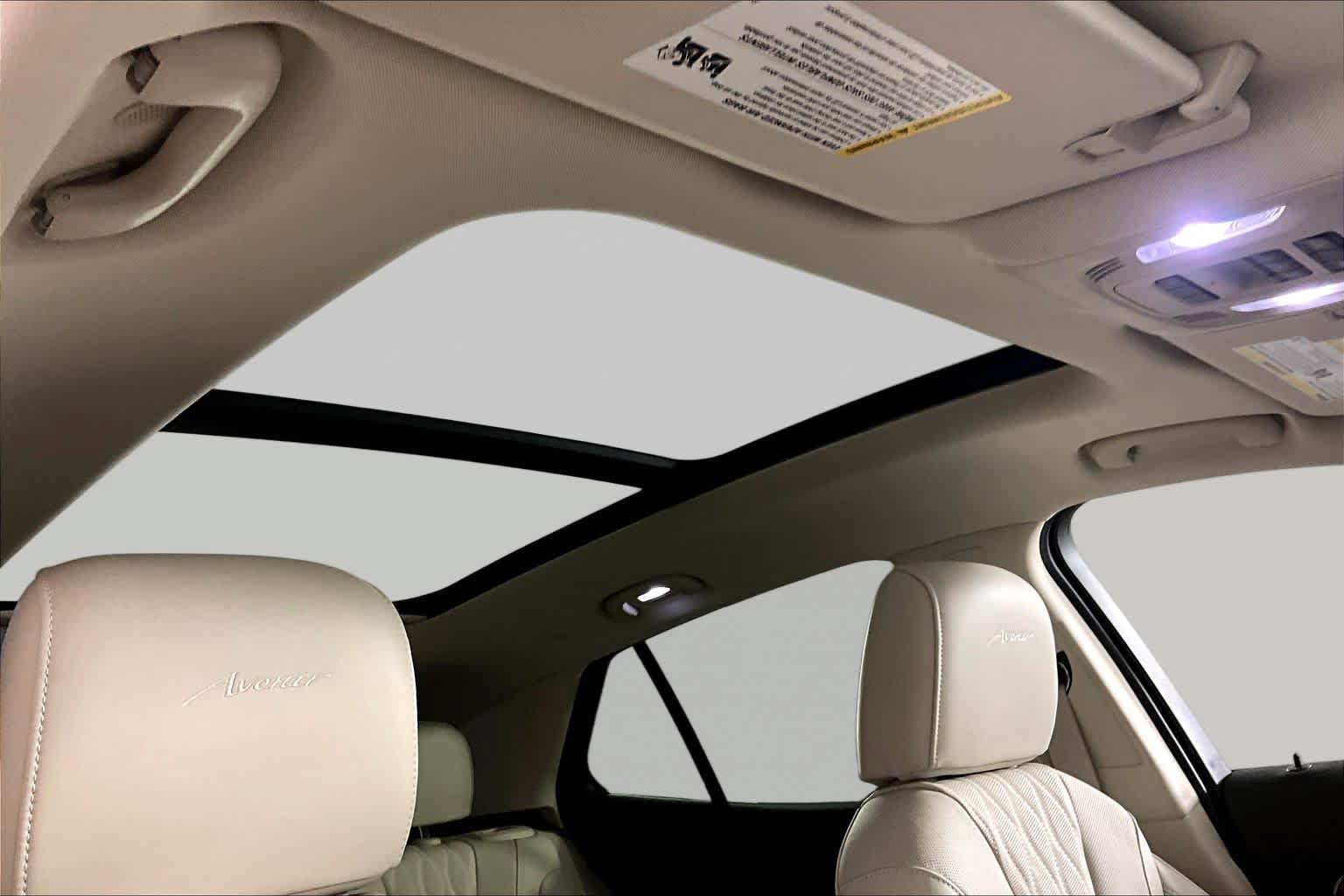Used 2023 Buick Envision Avenir FWD image 14