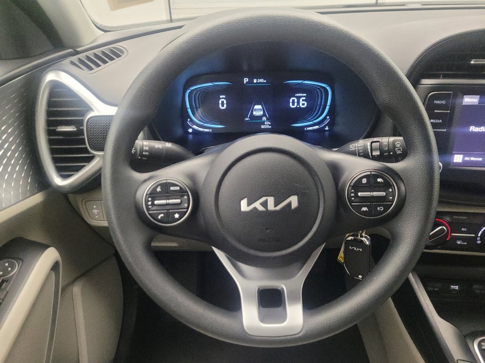 Used 2025 Kia Soul S FWD image 22