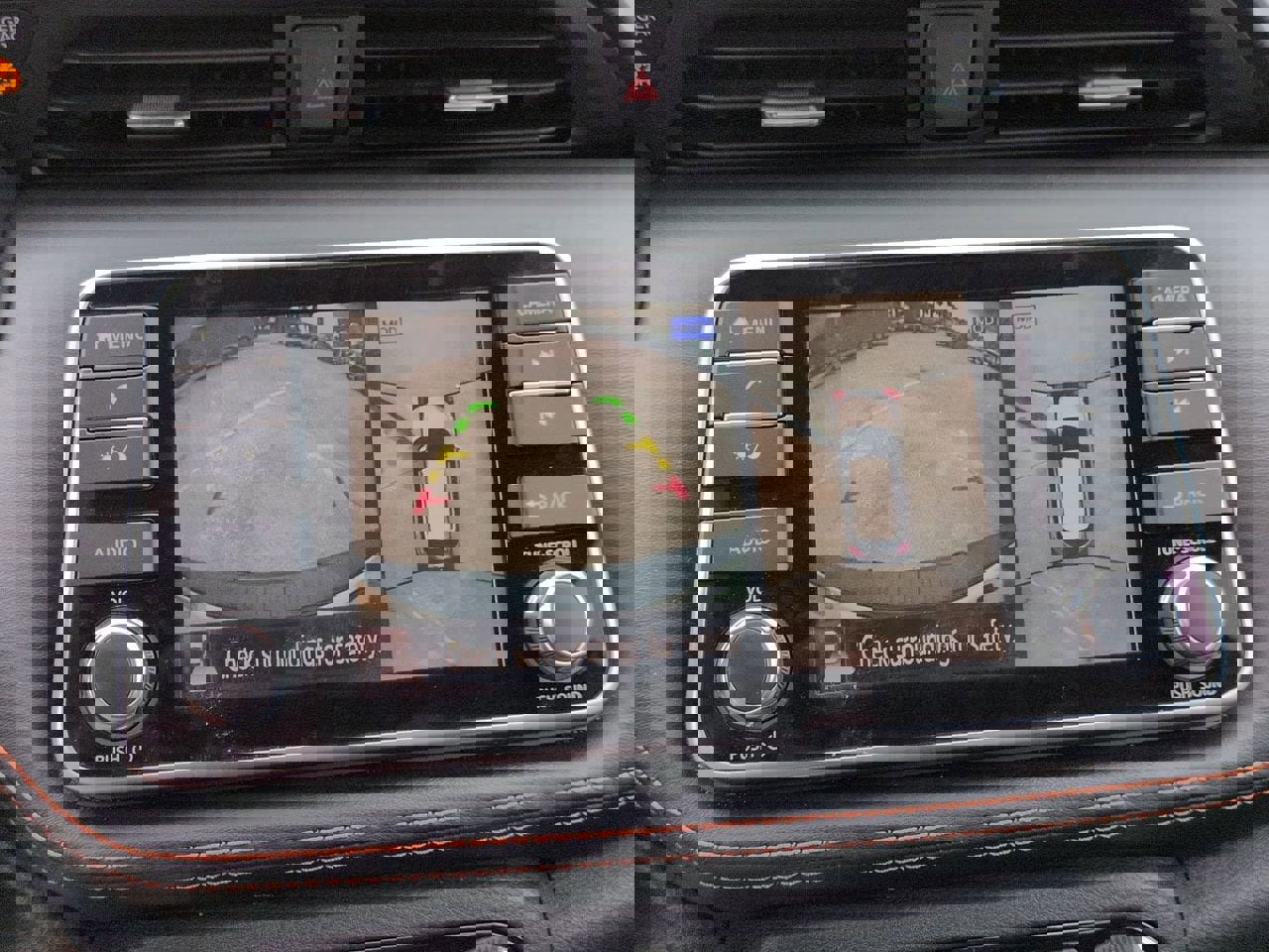 Used 2020 Nissan Kicks SR w/ SR Premium Package FWD image 17