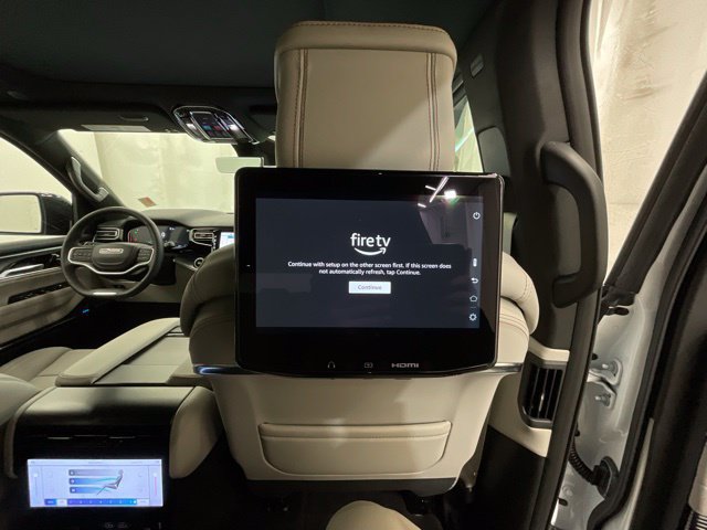 New 2026 Jeep Grand Wagoneer L Summit w/ Rear Seat Video Group I AWD/4WD image 28