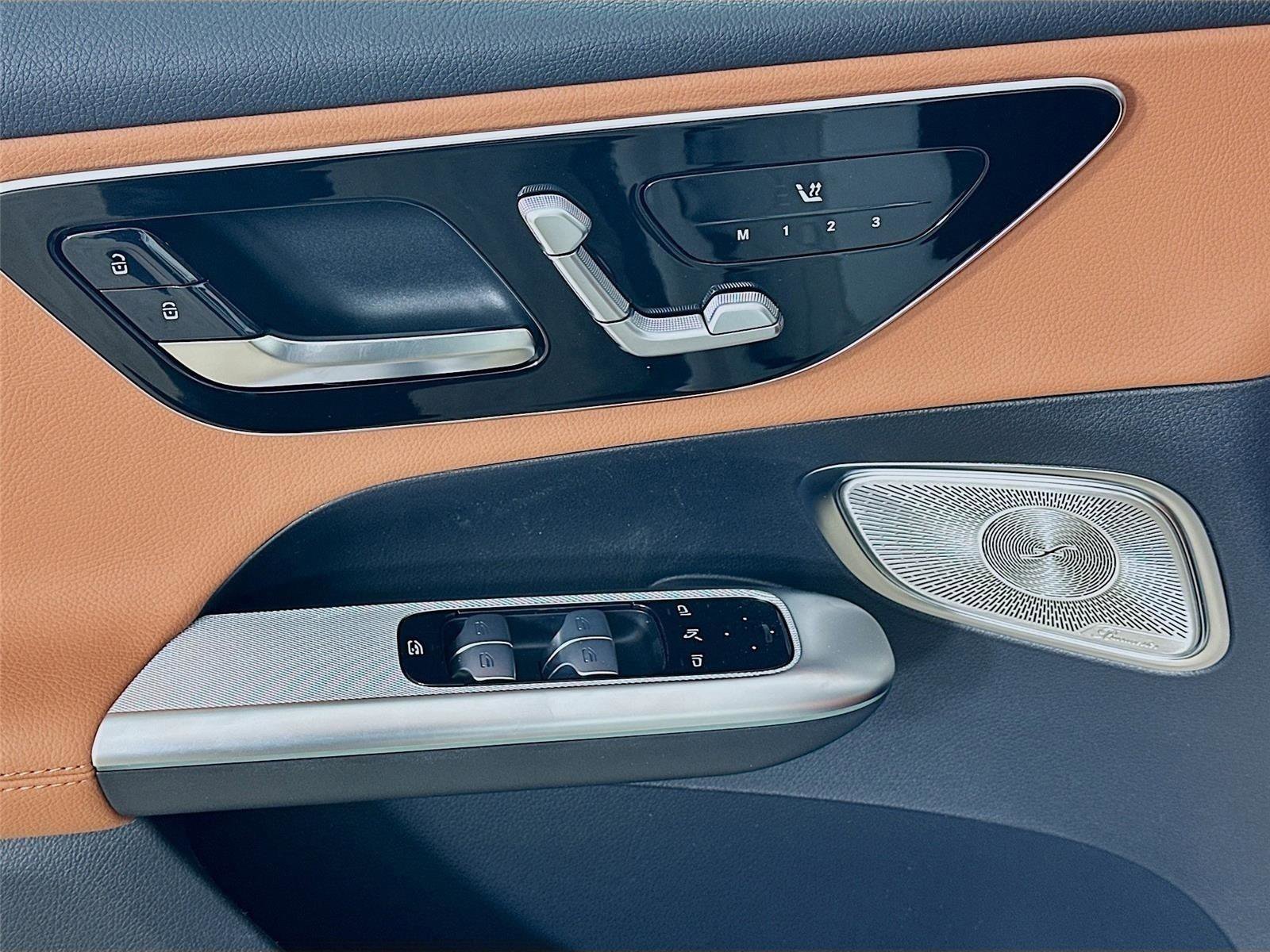 Certified 2025 Mercedes-Benz GLC 350e 4MATIC image 23