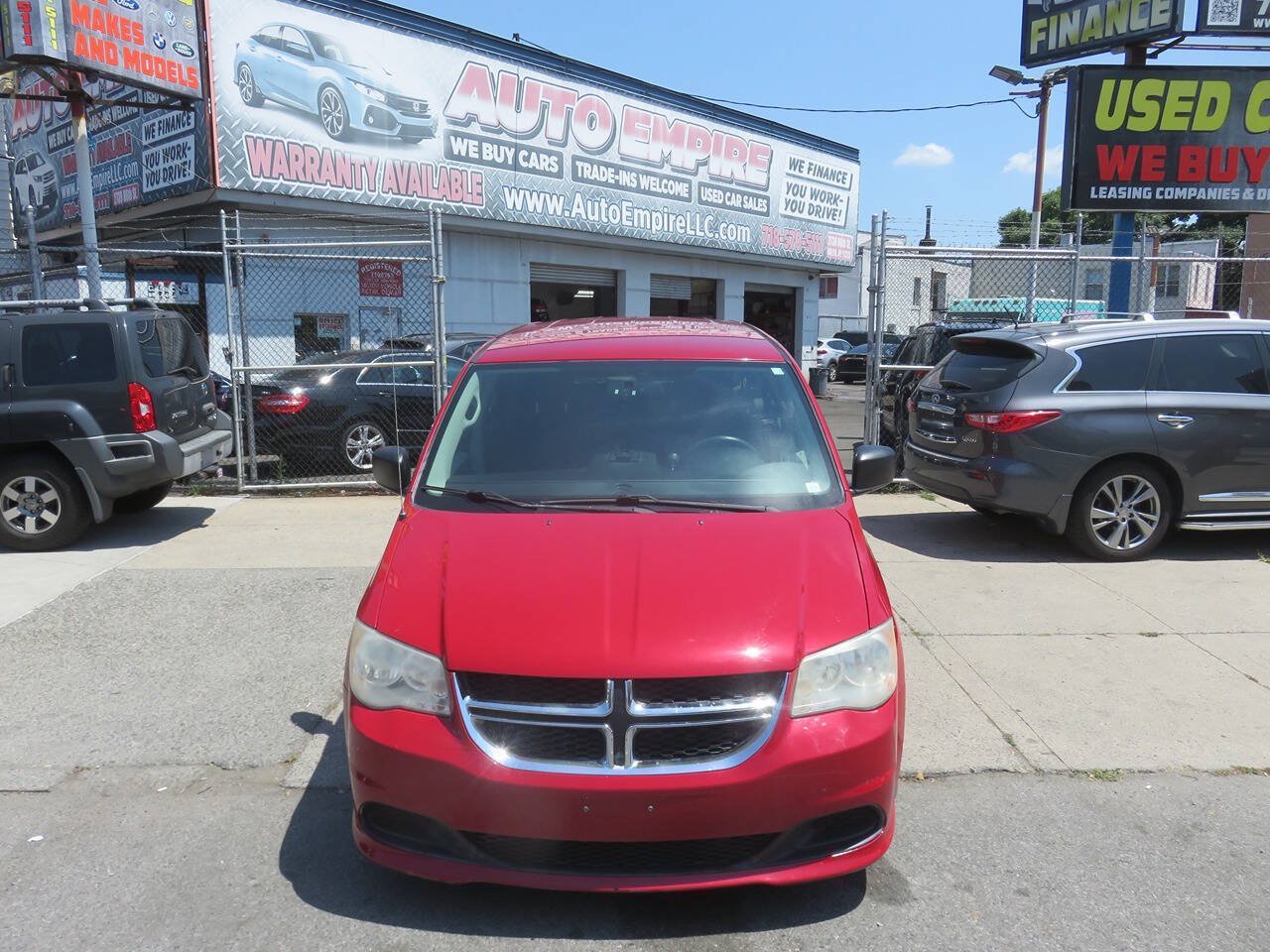 Used 2014 Dodge Grand Caravan SE w/ Quick Order Package 29E SE FWD image 6