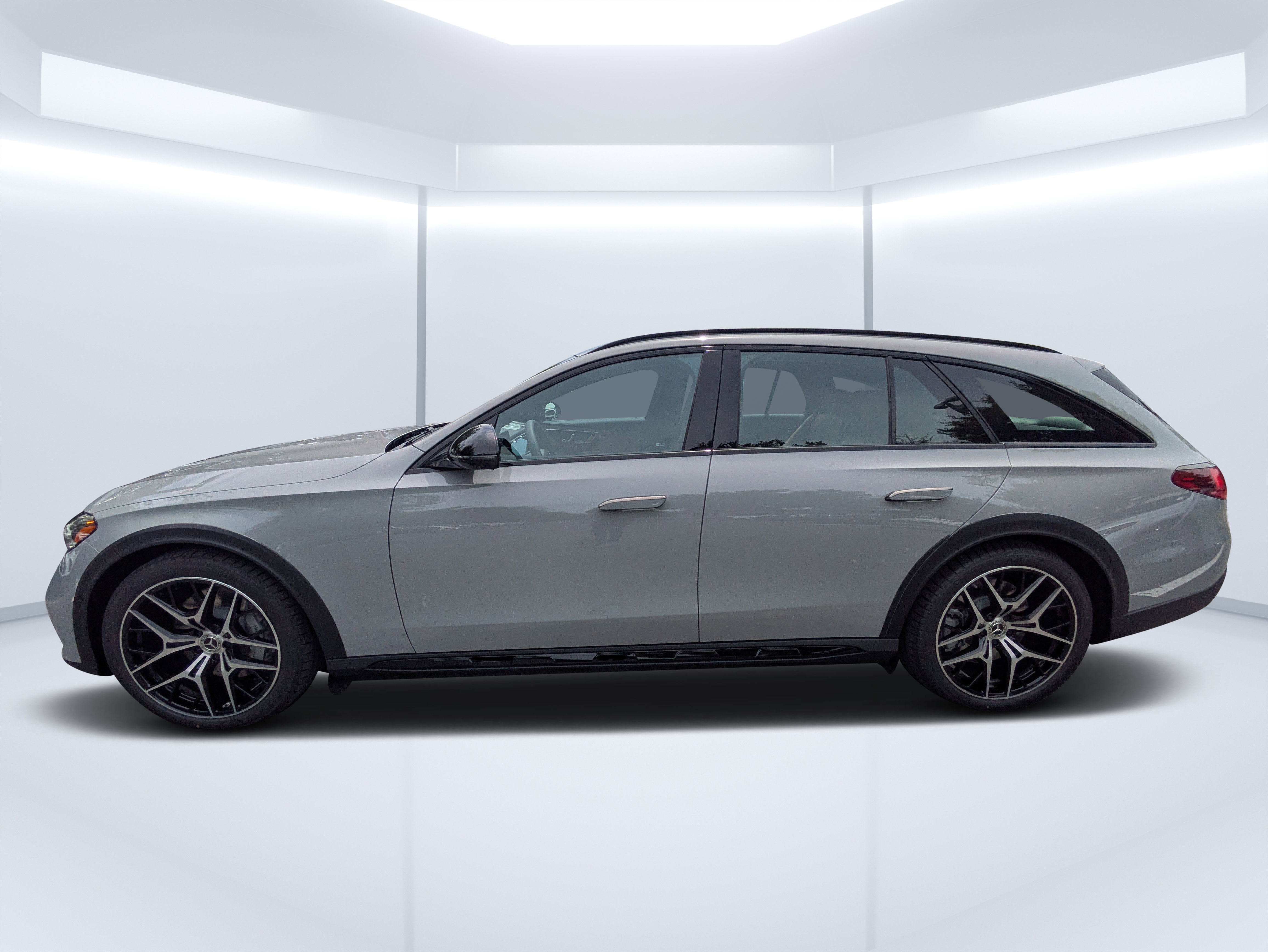 New 2027 Mercedes-Benz E 450 4MATIC All-Terrain Wagon image 6