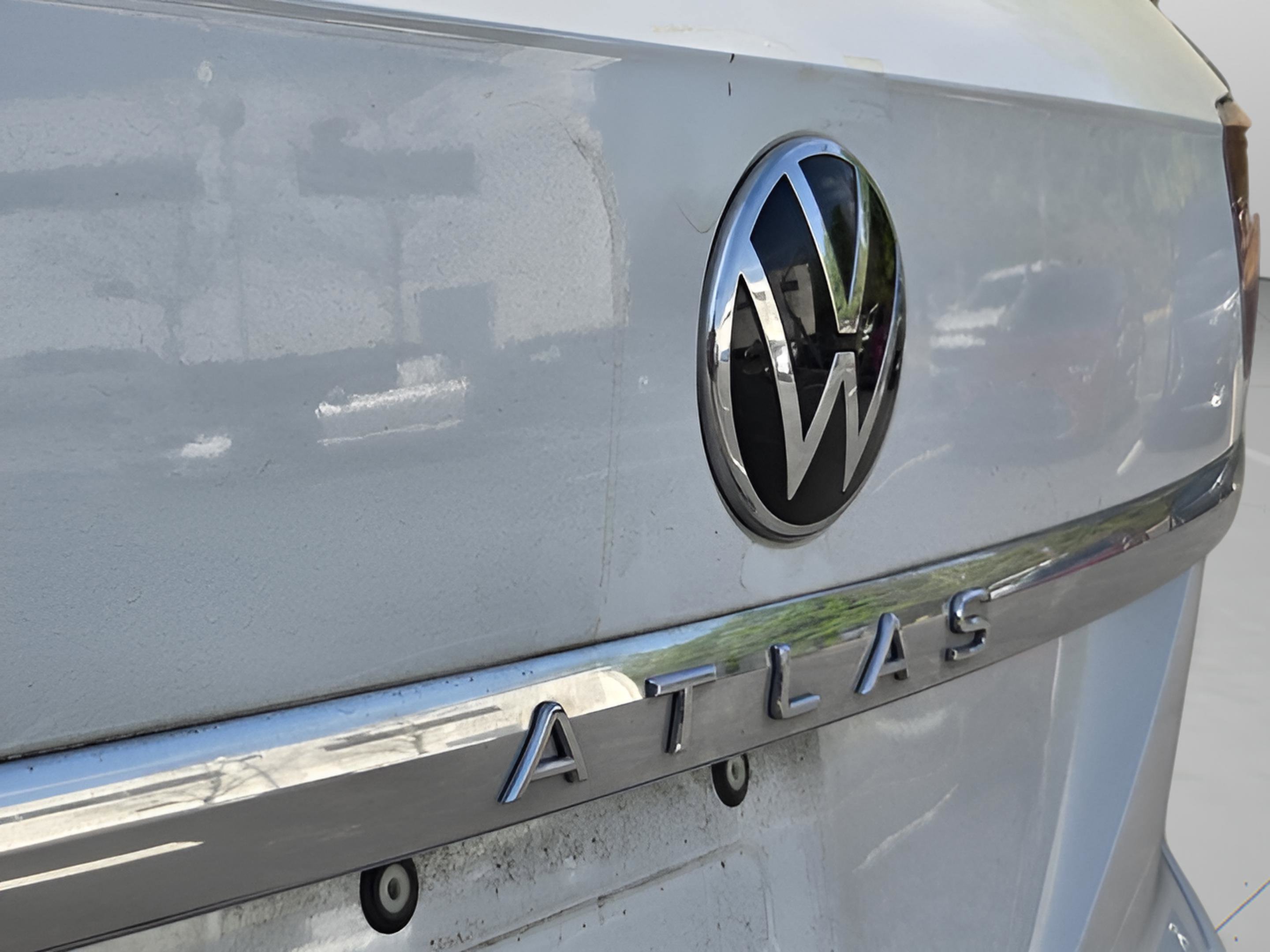 Used 2023 Volkswagen Atlas Cross Sport SE image 29