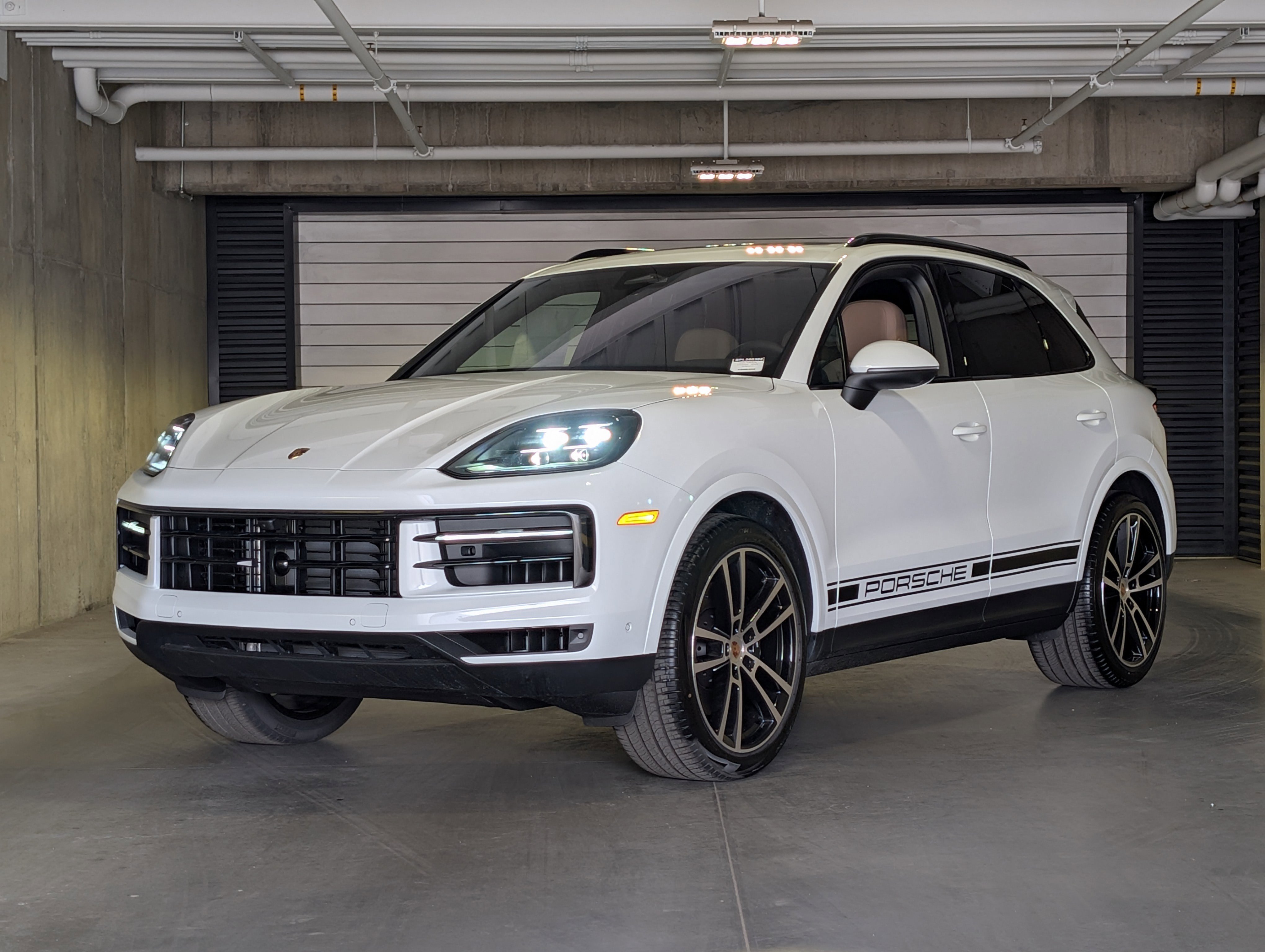 New 2026 Porsche Cayenne AWD/4WD image 1