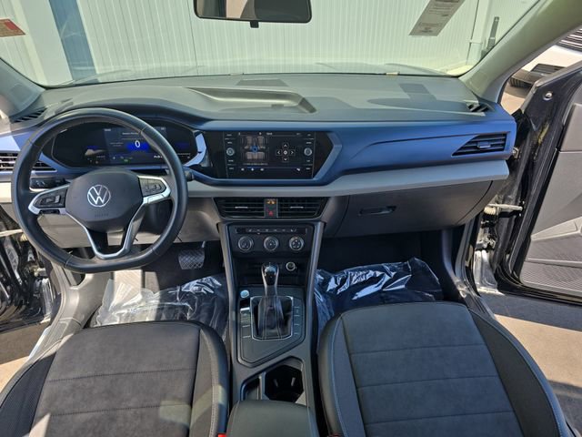 Used 2022 Volkswagen Taos SE FWD image 13