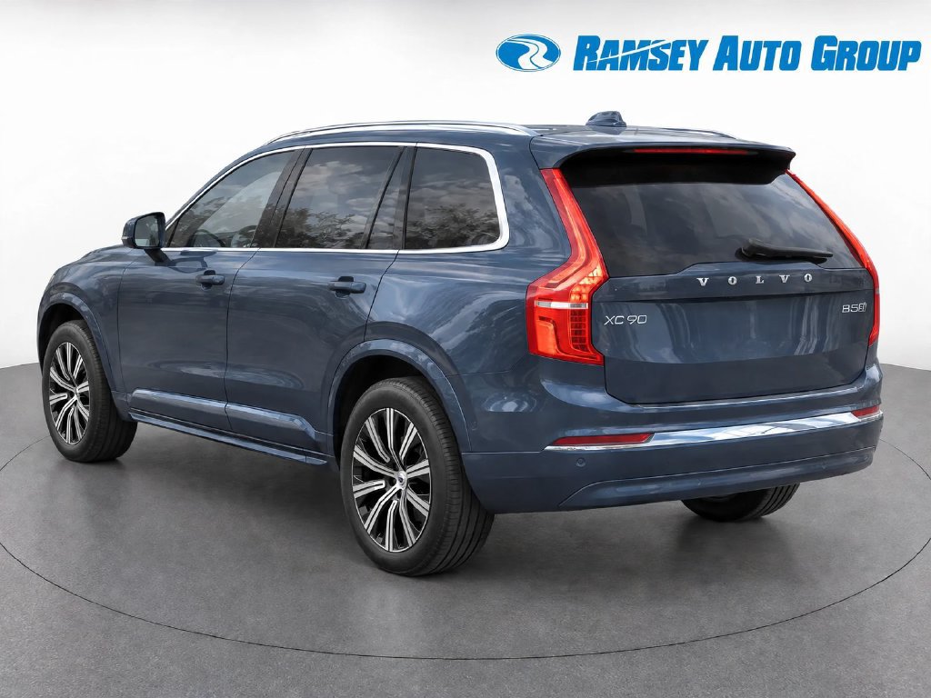 Used 2025 Volvo XC90 B5 Core w/ Protection Package Premier AWD/4WD image 3