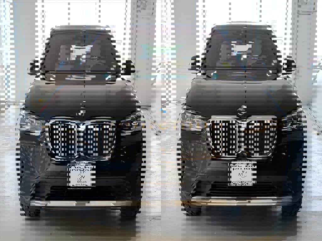 Used 2022 BMW X3 xDrive30i w/ Premium Package 2 image 2