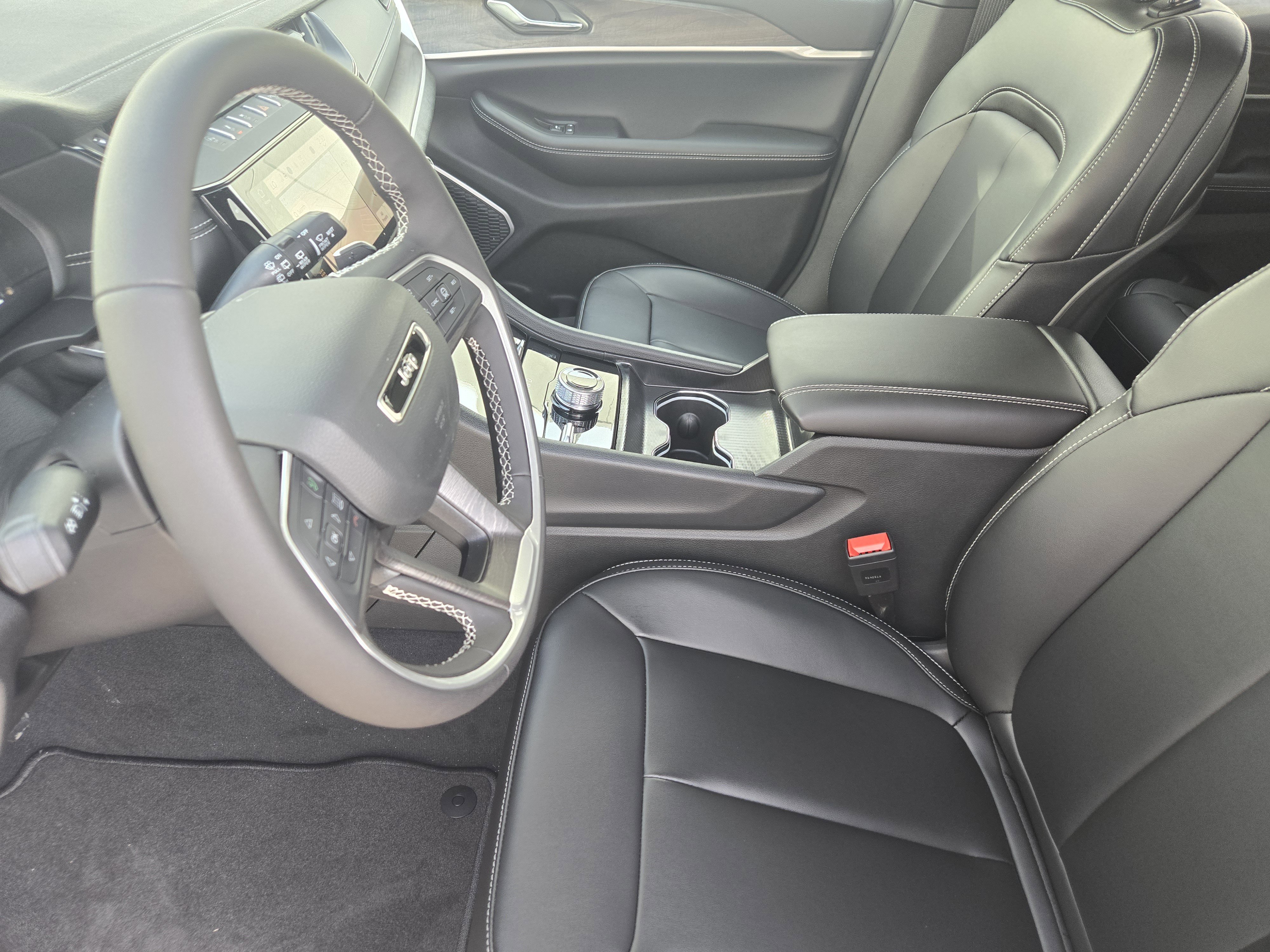 New 2026 Jeep Grand Cherokee Limited image 11