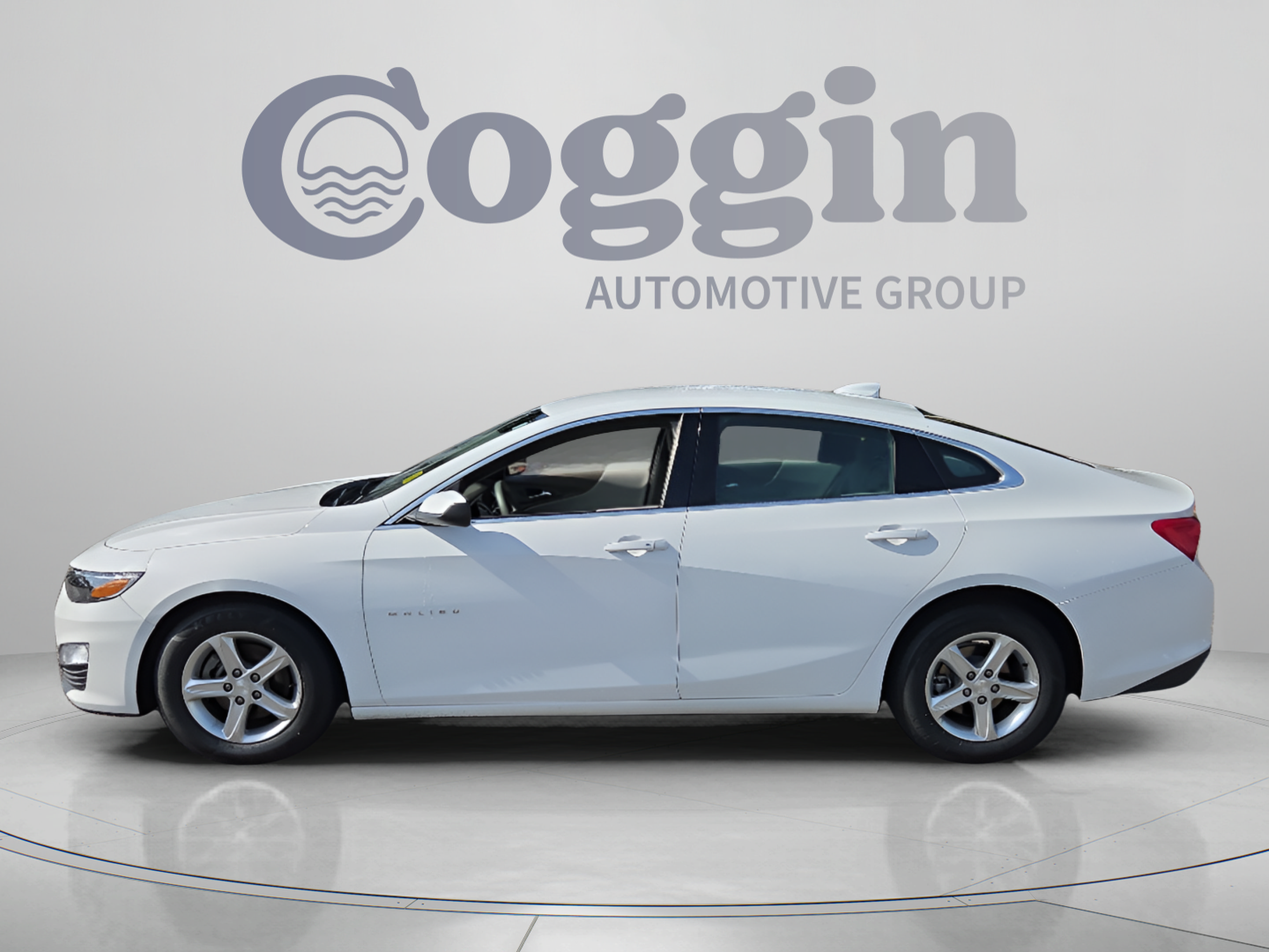 Certified 2024 Chevrolet Malibu LT FWD image 2
