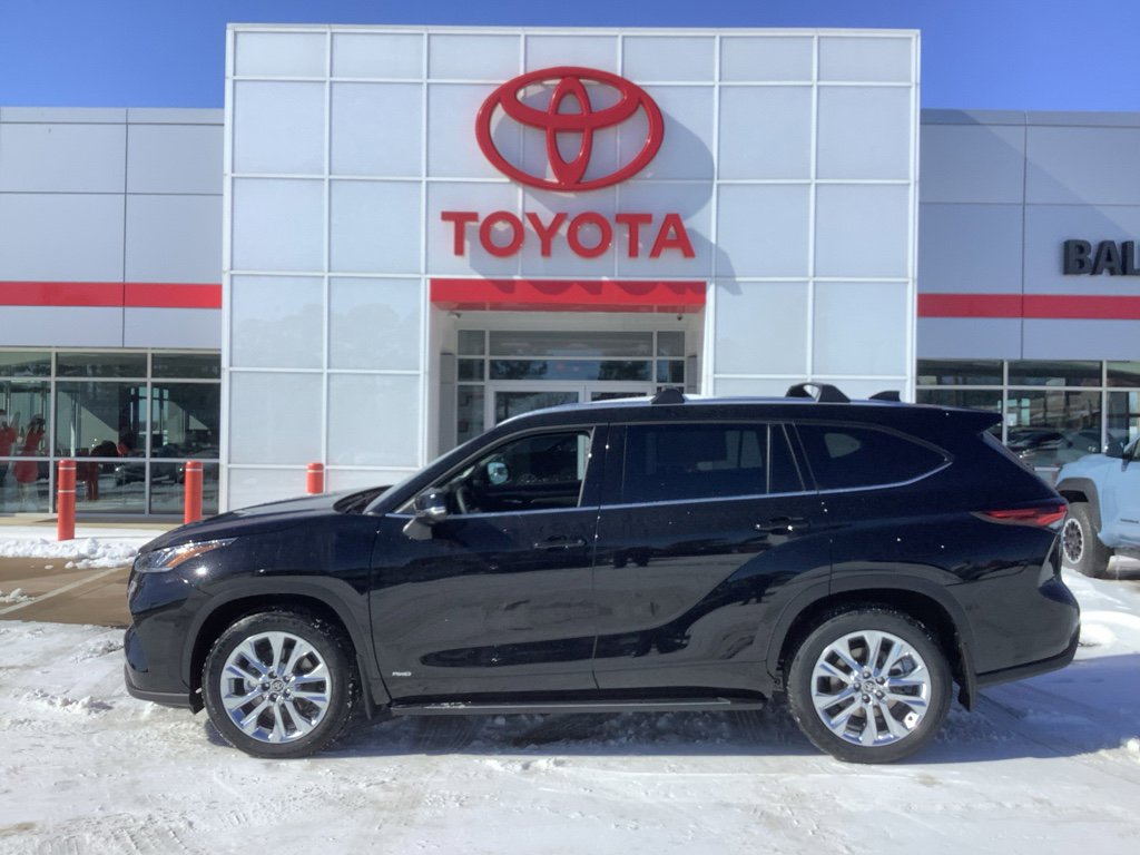 New 2026 Toyota Highlander Limited image 4