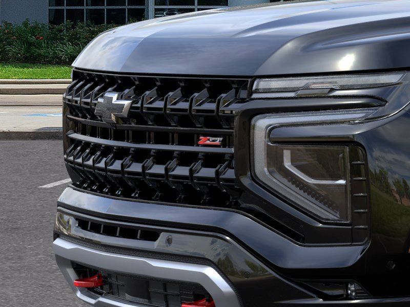 New 2026 Chevrolet Suburban Z71 w/ Comfort Package AWD/4WD image 13