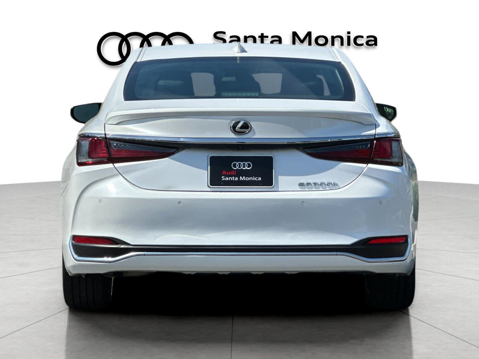 Used 2024 Lexus ES 300h w/ Premium Package FWD image 7