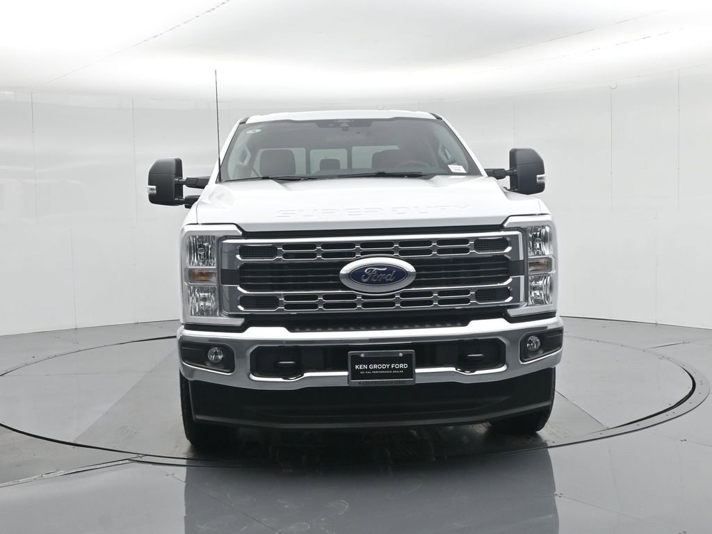 New 2026 Ford F250 XLT w/ FX4 Off-Road Package AWD/4WD image 56