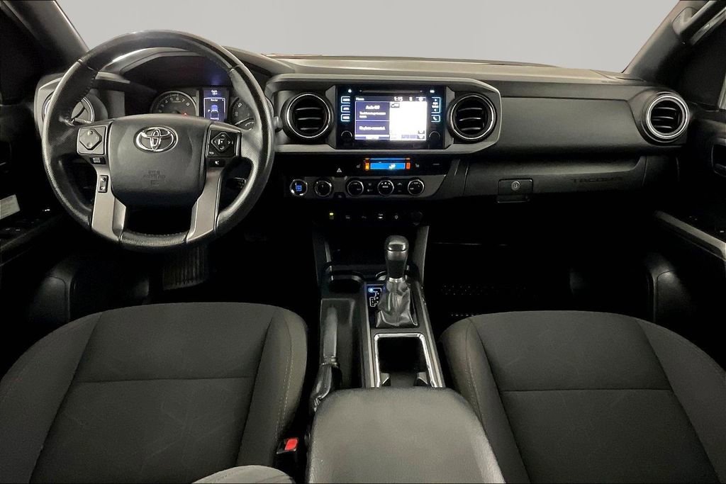 Used 2017 Toyota Tacoma TRD Off-Road w/ Premium & Technology Package image 7