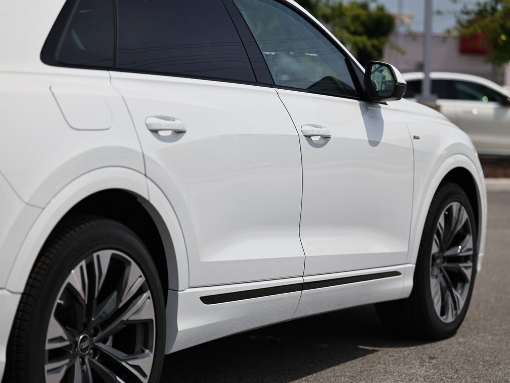 New 2026 Audi Q8 Premium Plus AWD/4WD image 8