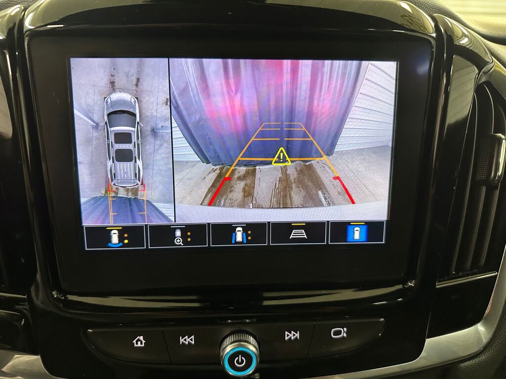 Certified 2023 Chevrolet Traverse RS w/ LPO, Floor Liner Package image 15