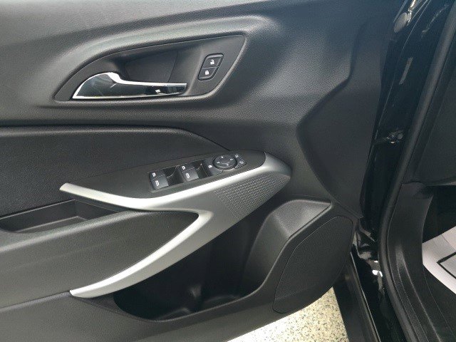 Certified 2024 Chevrolet Trax LS w/ Driver Confidence Package image 18