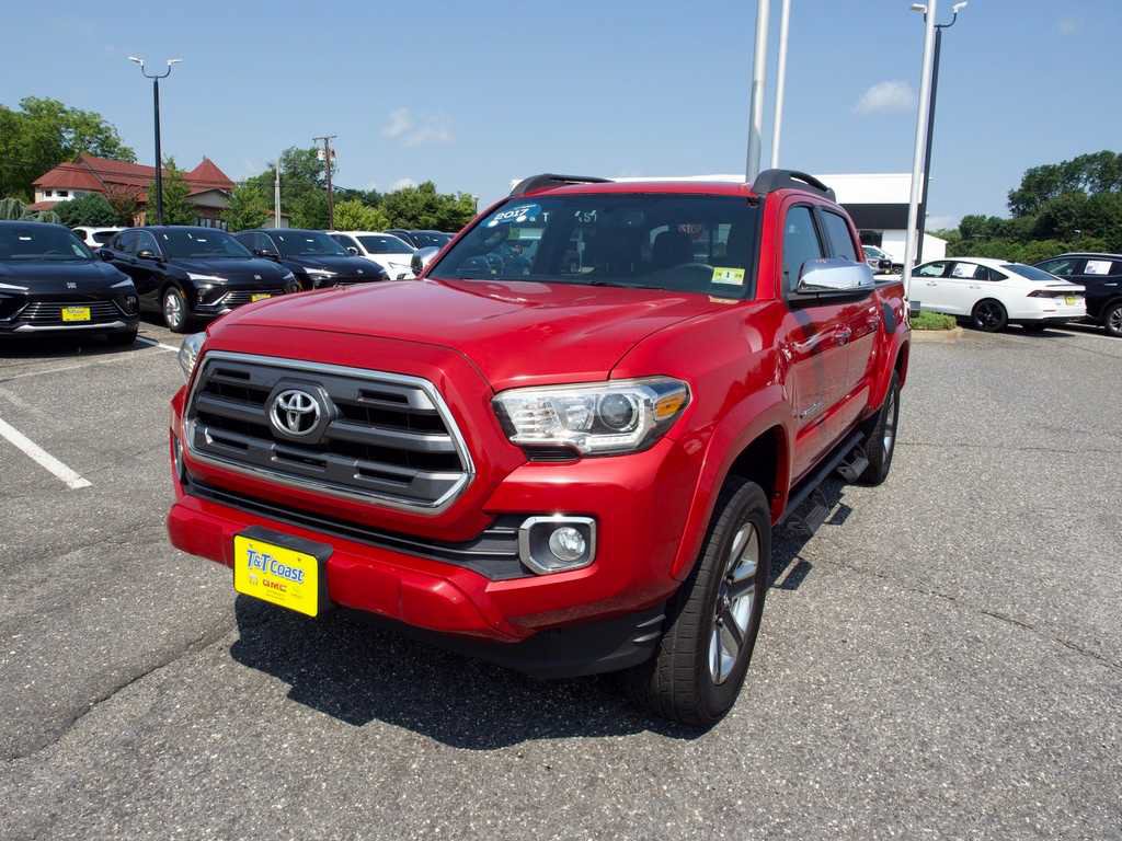Used 2017 Toyota Tacoma Limited w/ Tow Package AWD/4WD image 1