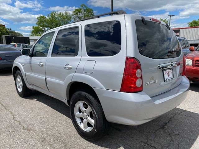 Used 2005 MAZDA Tribute s w/ Package 1 AWD/4WD image 4