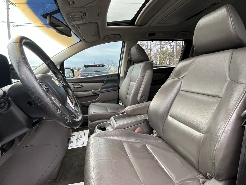 Used 2012 Honda Odyssey Touring image 16