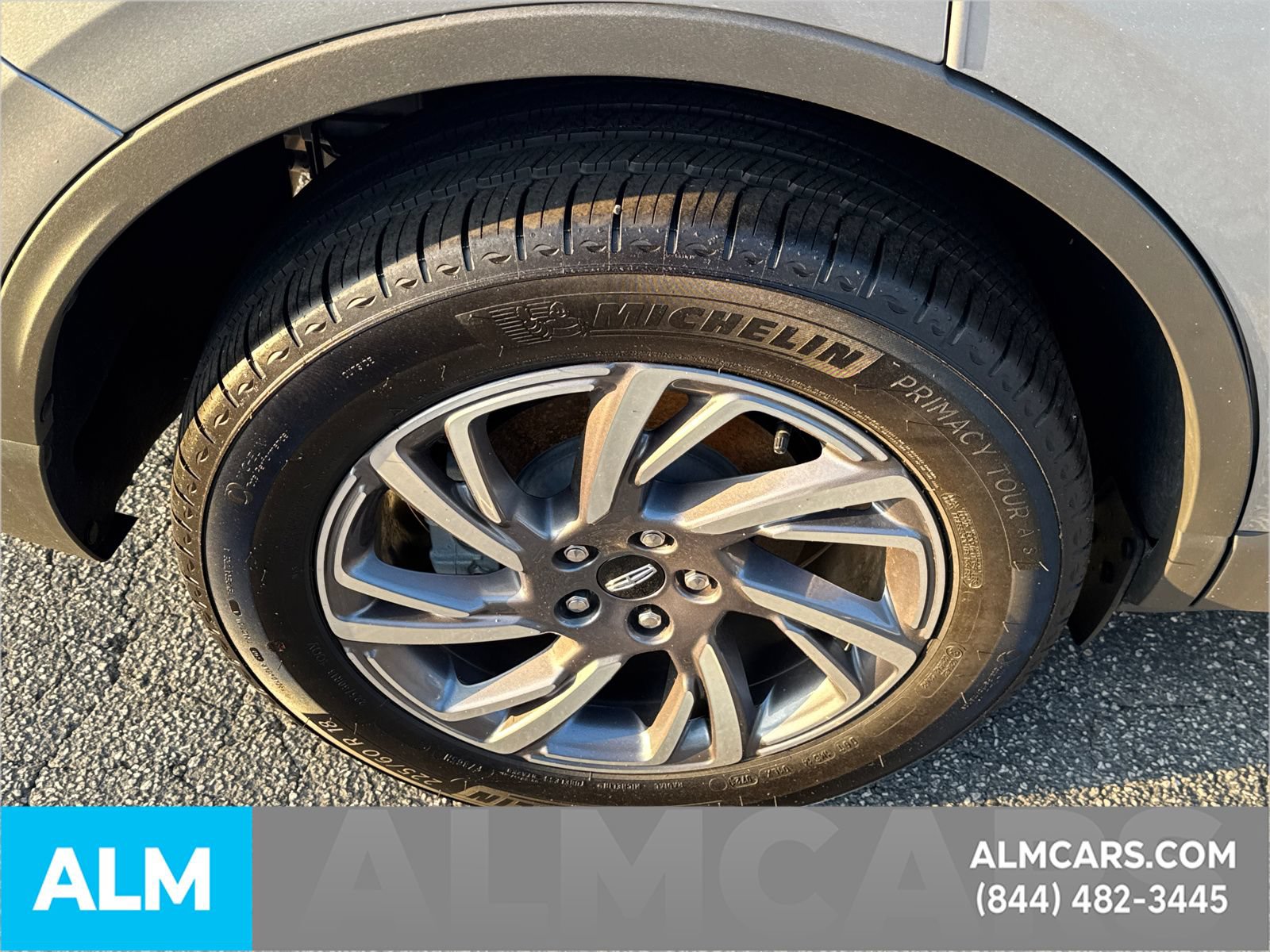 Used 2024 Lincoln Corsair AWD image 21