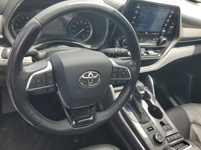 Used 2020 Toyota Highlander Limited AWD/4WD image 19