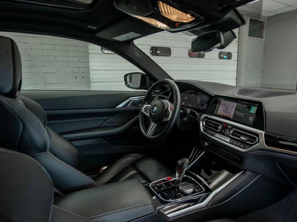 Used 2023 BMW M4 Competition RWD image 17