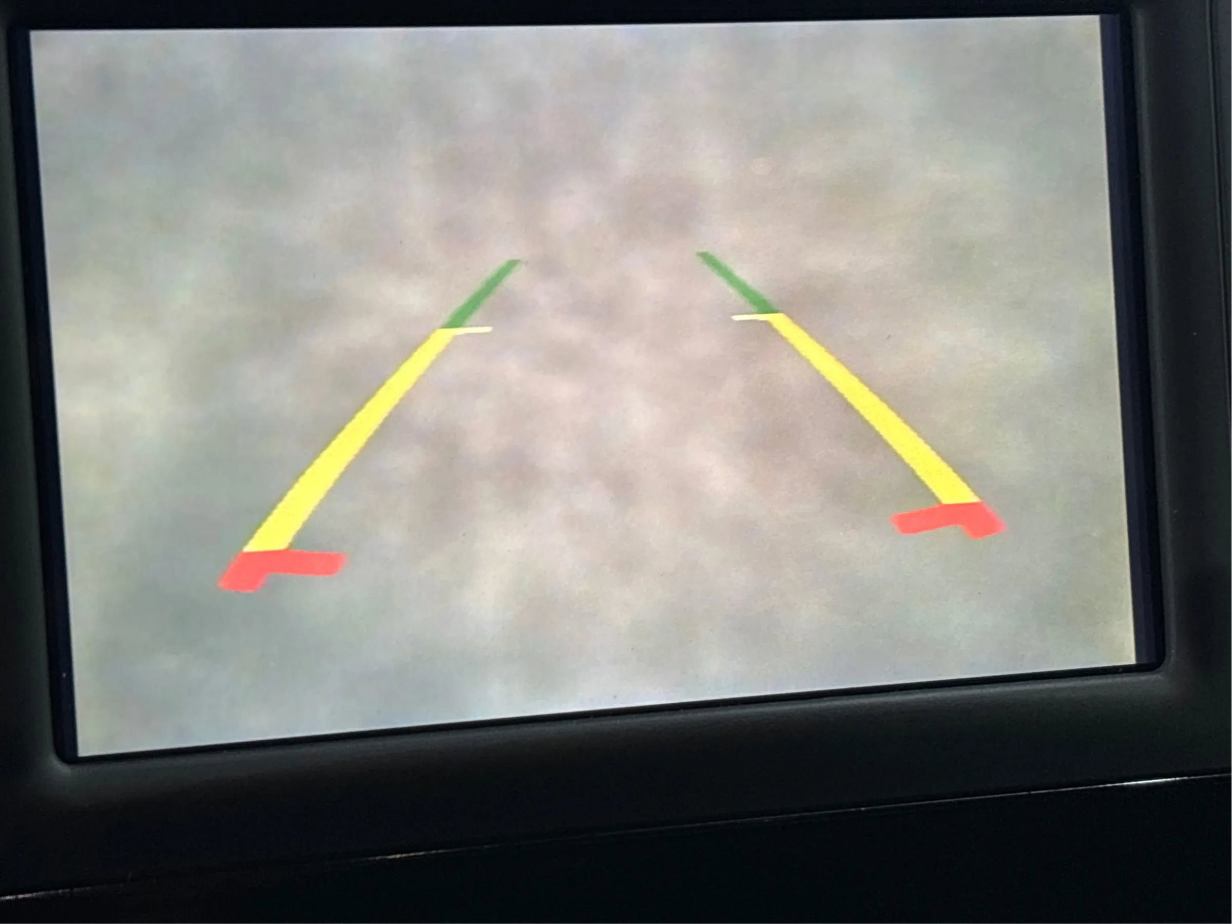 Used 2023 Chrysler Voyager LX image 36