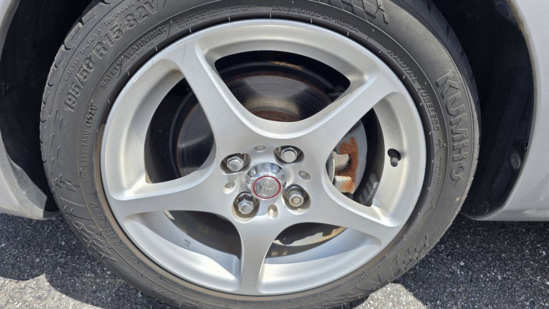 Used 2001 Toyota MR2 image 50