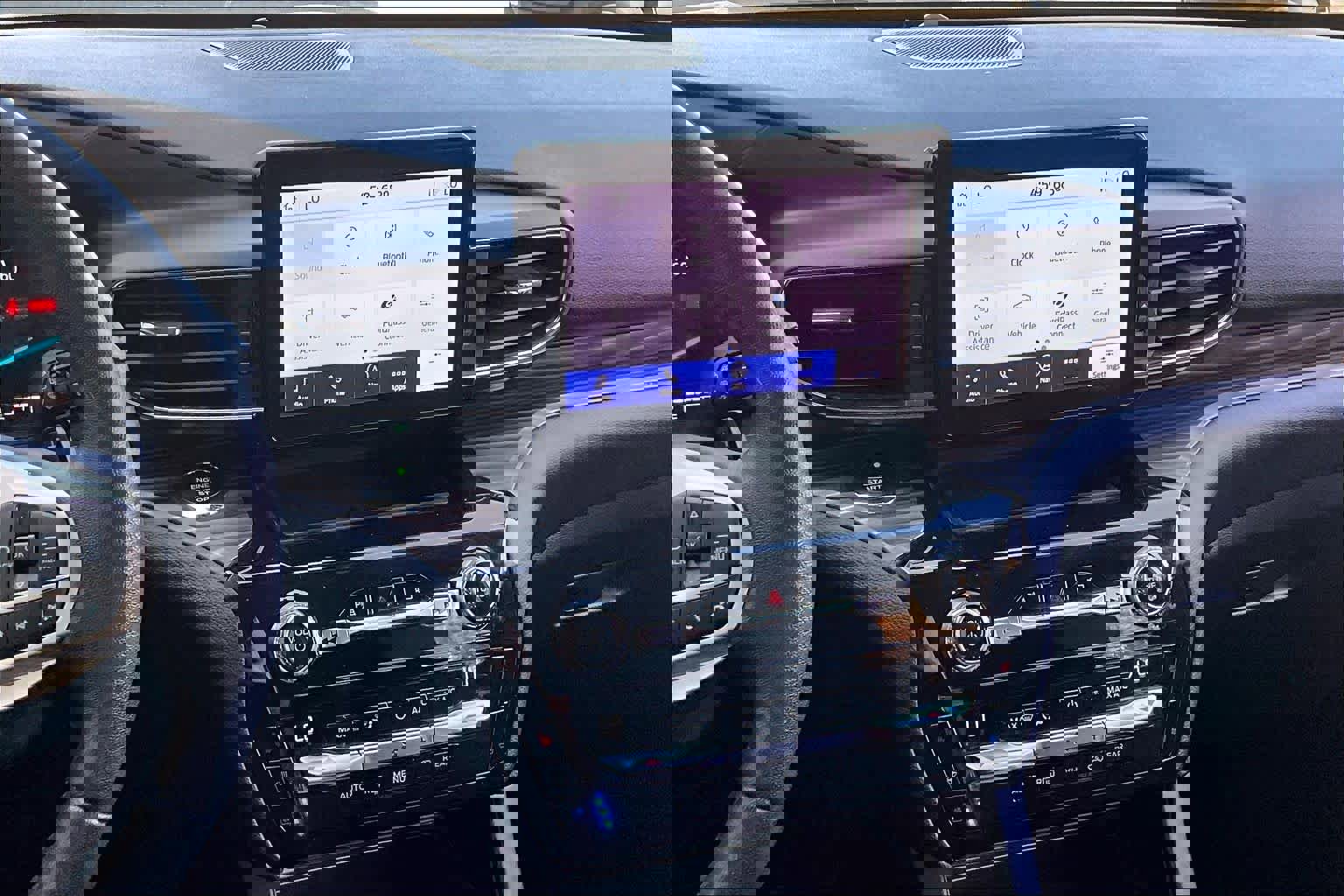 Used 2021 Ford Explorer Limited w/ Hybrid Equipment Group 310A image 7