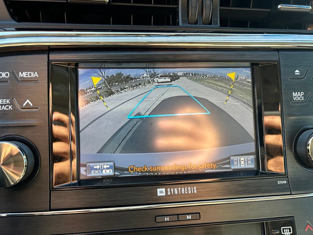 Used 2014 Toyota Avalon Limited FWD image 20