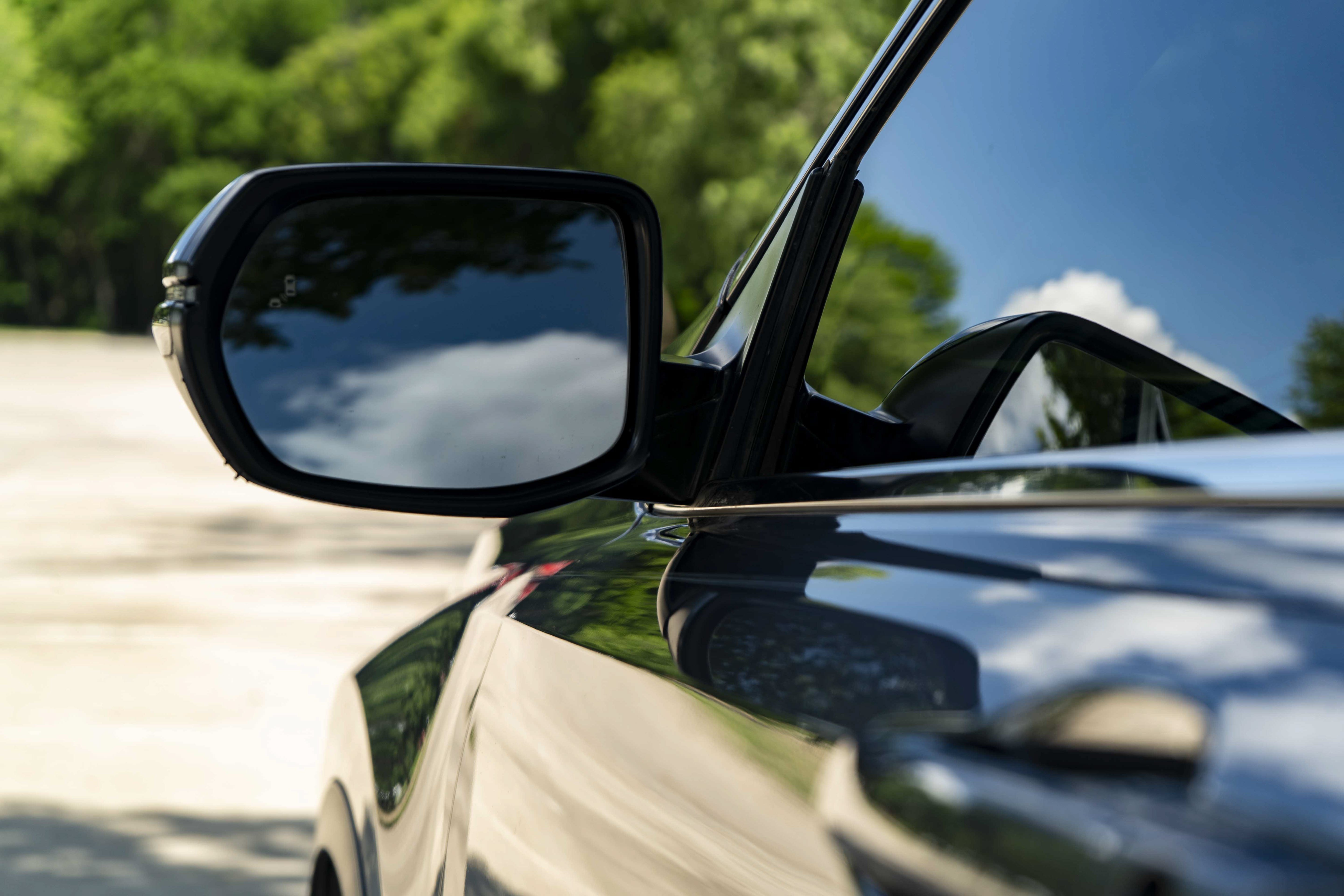 Used 2019 Honda CR-V Touring image 12