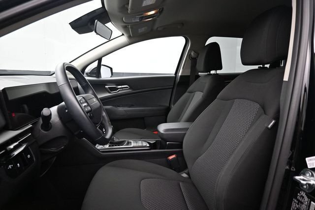 Used 2026 Kia Sportage LX FWD image 14