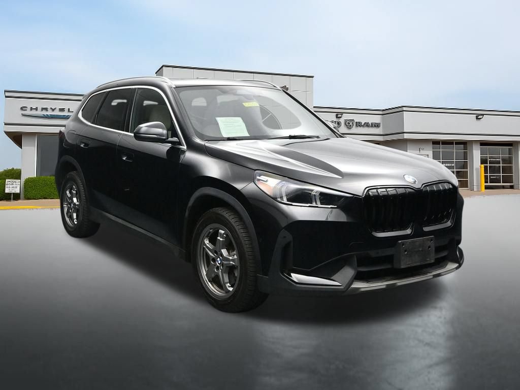 Used 2023 BMW X1 xDrive28i AWD/4WD image 7