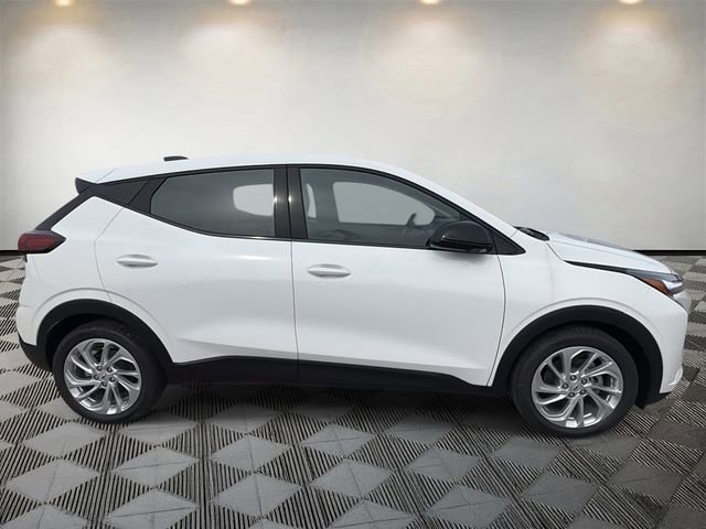 New 2027 Chevrolet Bolt LT w/ Comfort Package image 4