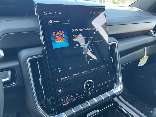 New 2026 GMC Yukon XL Denali w/ Denali Reserve Package image 17