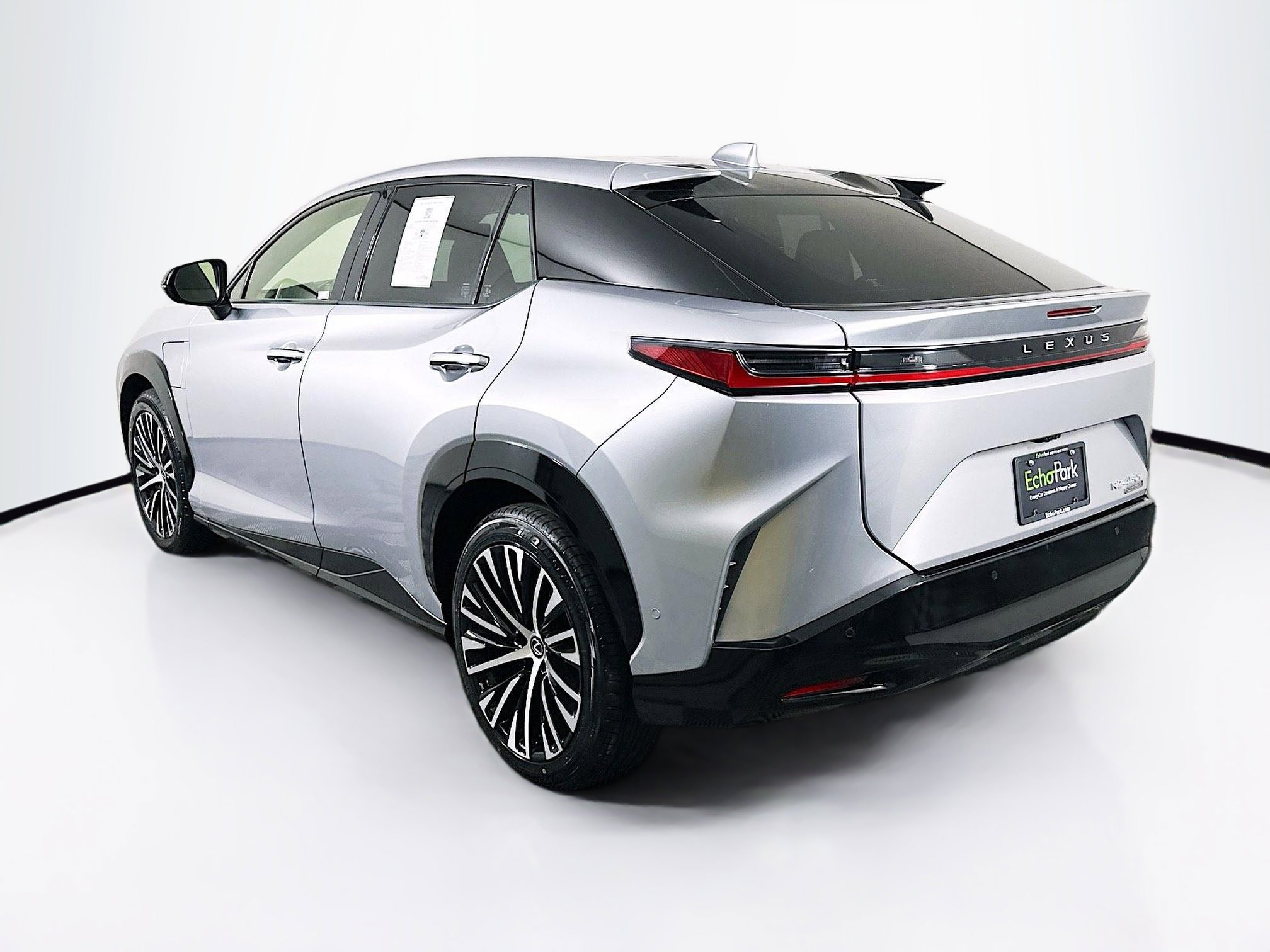 Used 2023 Lexus RZ 450e Premium w/ Technology Package AWD/4WD image 5