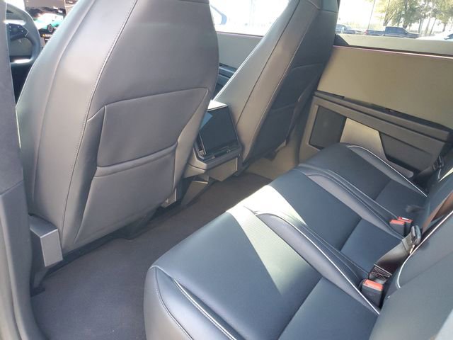 Used 2024 Tesla Cybertruck AWD Crew Cab image 25