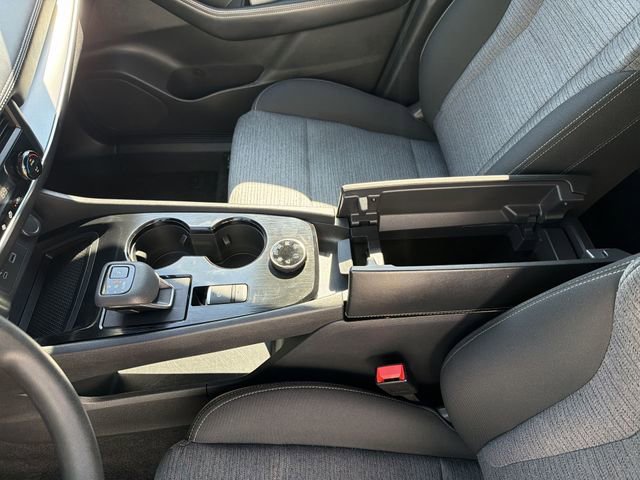 Used 2023 Nissan Rogue SV AWD/4WD image 22