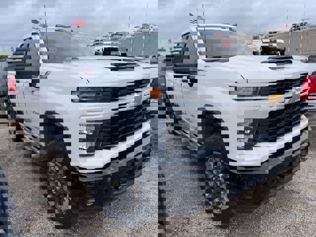 Used 2025 Chevrolet Silverado 2500 Custom w/ Custom Value Package