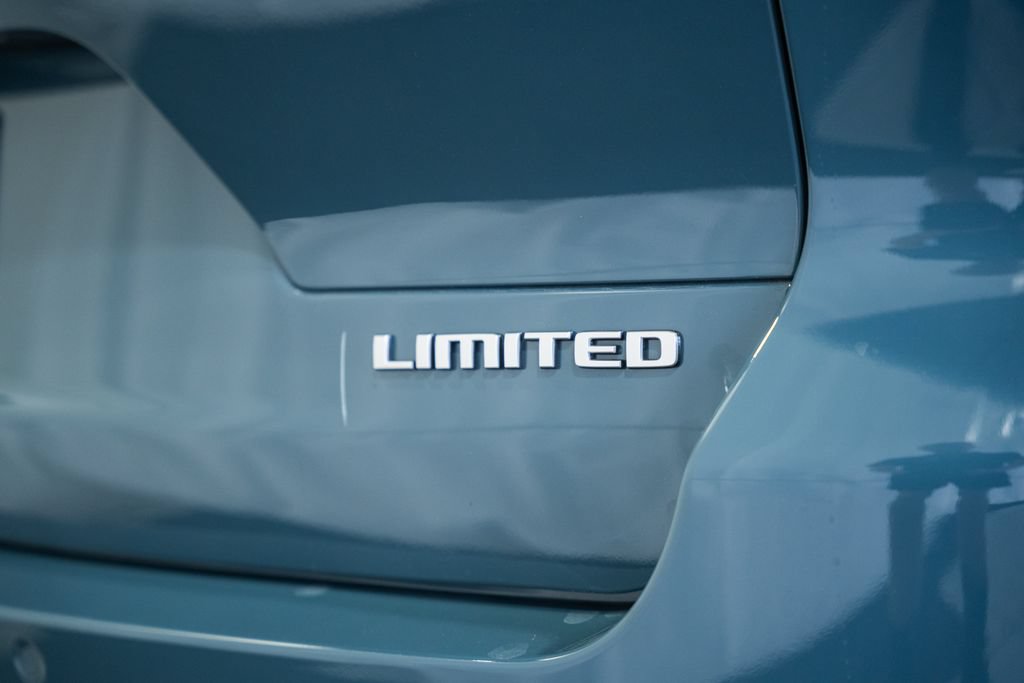 New 2026 Jeep Grand Cherokee L Limited AWD/4WD image 8