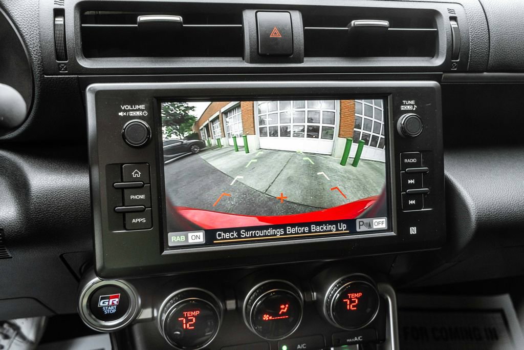 Used 2023 Toyota GR86 Premium RWD image 10