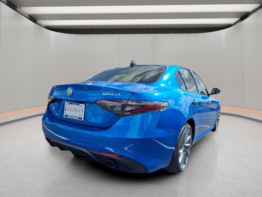 New 2025 Alfa Romeo Giulia image 7