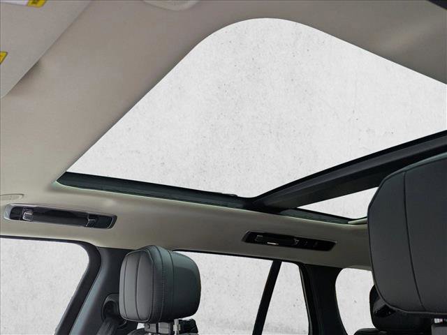 New 2026 Land Rover Range Rover SE AWD/4WD image 15