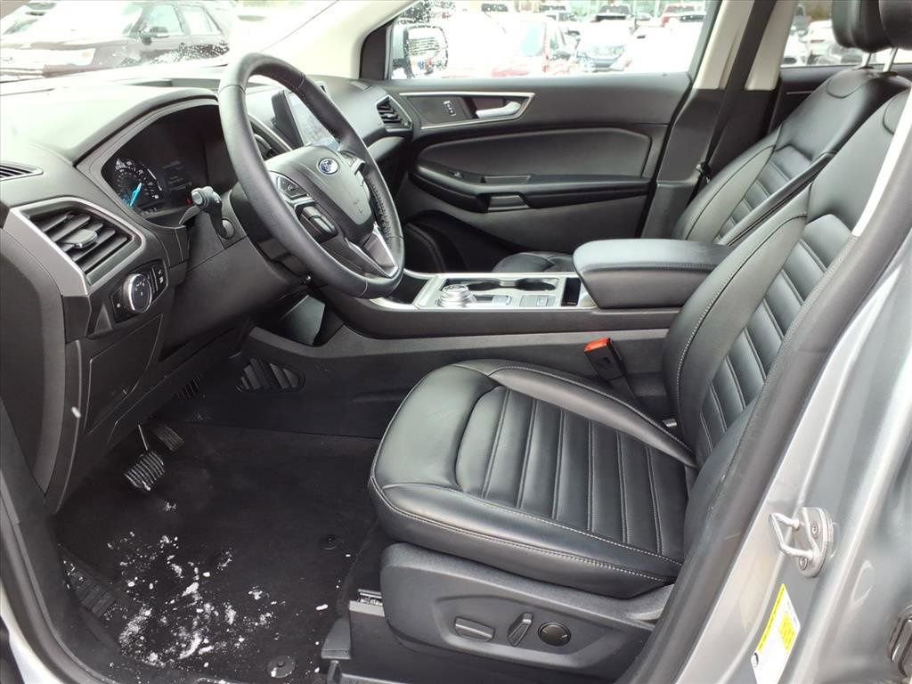 Used 2024 Ford Edge SEL w/ Convenience Package image 10
