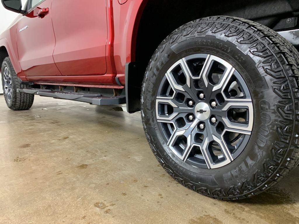 Used 2023 Chevrolet Colorado Z71 w/ Z71 Convenience Package 2 image 15