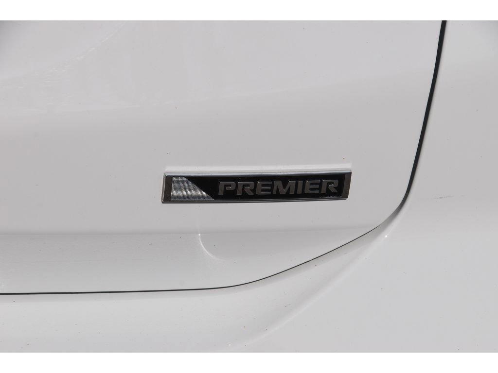 Used 2018 Chevrolet Equinox Premier image 27