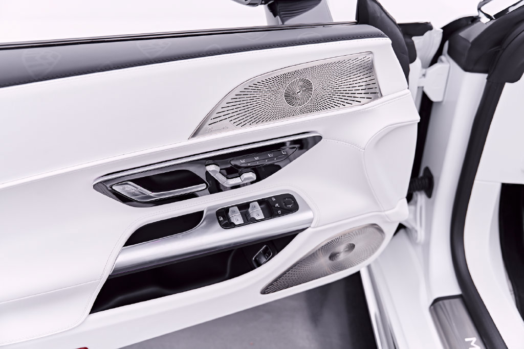 Used 2026 Mercedes-Benz Maybach SL 680 image 52